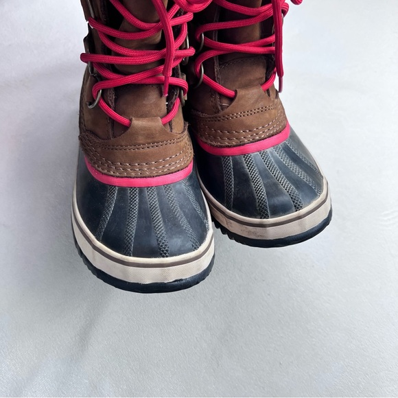 Like New Sorel Brown and Red Winter Boots - Picture 4 of 8